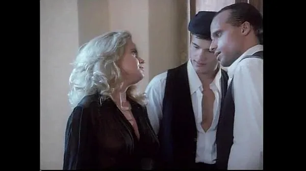 Kuumia Last Sicilian (1995) Scene 6. Monica Orsini, Hakan, Valentino siistejä videoita