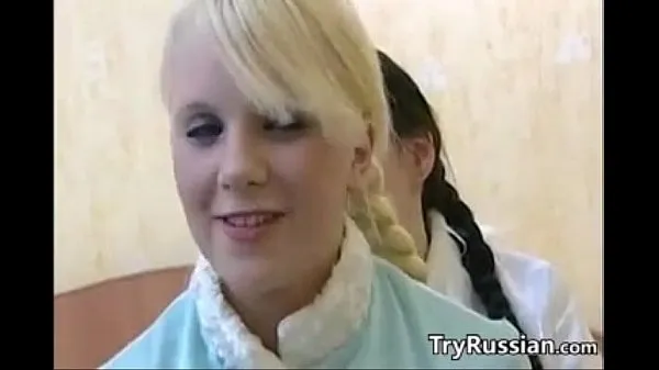 Populaire Hot Interracial Russian FFM Threesome coole video's
