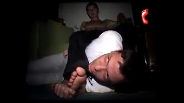 MOSCOW SLAVE Tramplin gay boy feet trampling Video thú vị hấp dẫn