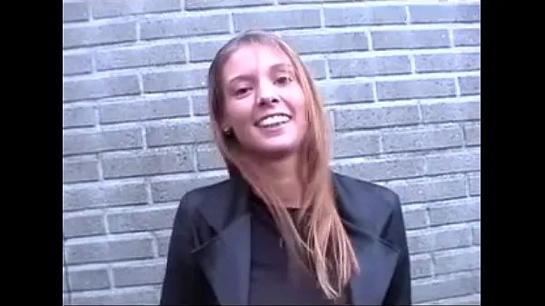 Flemish Stephanie fucked in a car (Belgian Stephanie fucked in car Video thú vị hấp dẫn