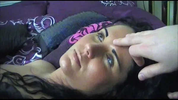 Kuumia Michelle Hush Hypnotized (Entrancement UK Freebie siistejä videoita