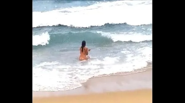 Hot spying on nude beach kule videoer