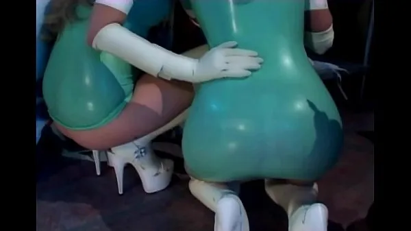 حار Threesome with nurses in latex lingerie and gloves بارد أشرطة الفيديو