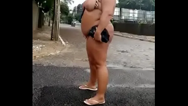 Hot Chubby in the siririca on the street cool Videos