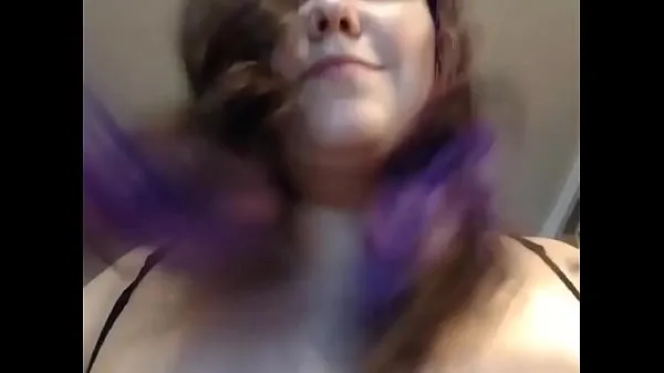 Chubby Mama takes Dildo Video sejuk panas