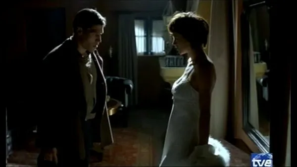 گرم Emma Suarez - The Lady from Porto Pim (2001 ٹھنڈے ویڈیوز
