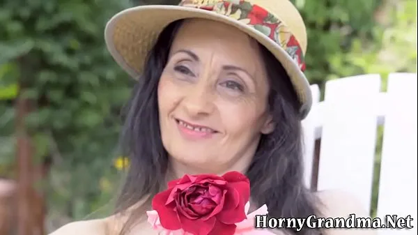Sıcak Mature granny facialized harika Videolar