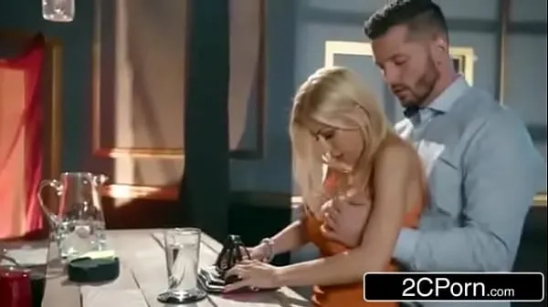 Hot Dirty wife cheats with bar man - Alexis Fawx kule videoer