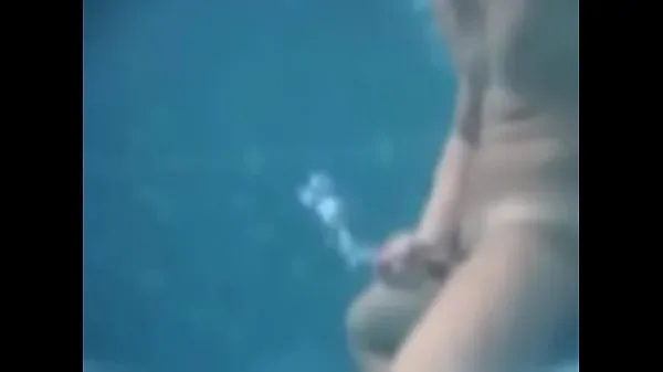 뜨겁Huge Underwater Cum 멋진 동영상
