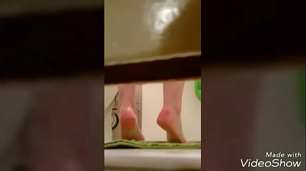 Populaire Voyeur twins shower roommate spy coole video's