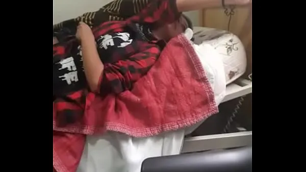 Kuumia Teens are videotaped playing in hospital bed sexually siistejä videoita