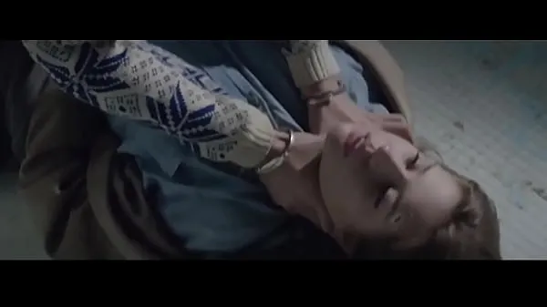 گرم Adèle Exarchopoulos in Fire ٹھنڈے ویڈیوز