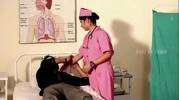گرم Indian Nurse Seducing Her Friend's Husband ٹھنڈے ویڈیوز