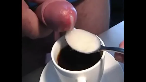 Making a coffee cut Video sejuk panas