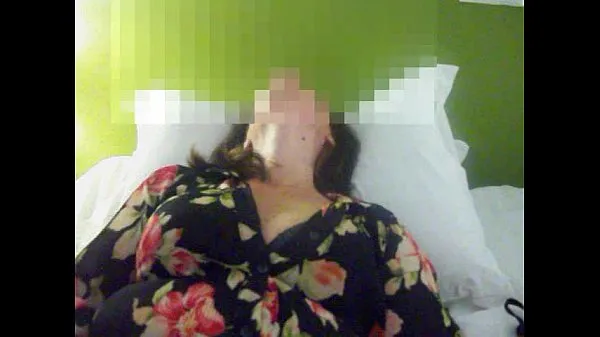گرم Masturbating with a vibrador ٹھنڈے ویڈیوز