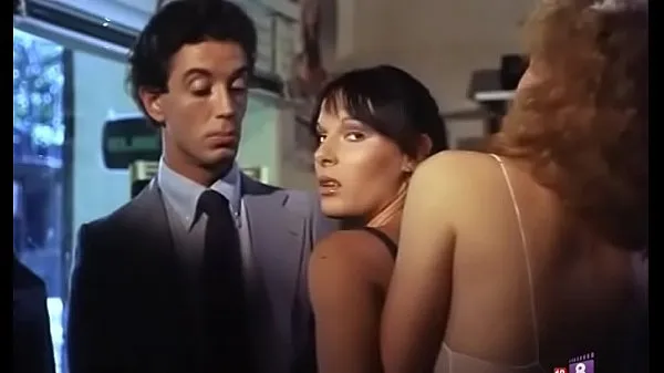 Vroči Sexual inclination to the naked (1982) - Peli Erotica completa Spanish kul videoposnetki