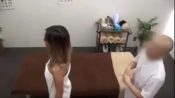 Massage turns arousal Video thú vị hấp dẫn