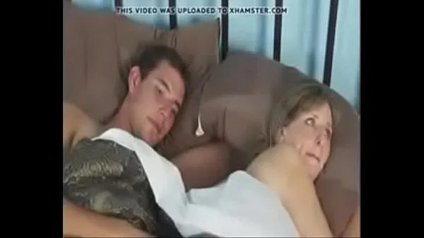 Stepmom and Son Hotel Sex Video thú vị hấp dẫn