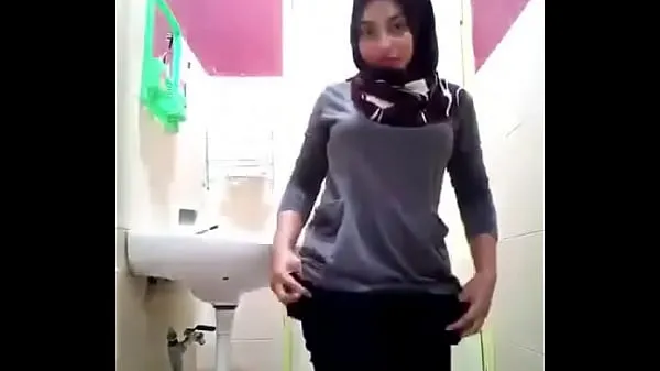 Hot hijab girl kule videoer