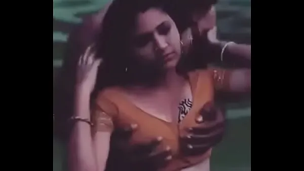 Hot Tamil aunty cool Videos