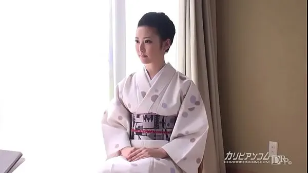 Menő The hospitality of the young proprietress-You came to Japan for Nani-Yui Watanabe menő videók
