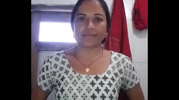 Suman Dhunwa sexy aunty Video thú vị hấp dẫn
