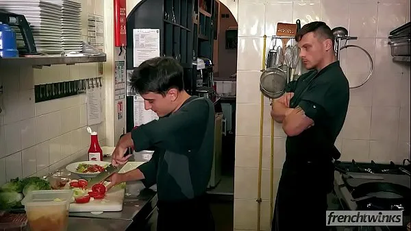 Hot Parody Gordon Ramsay Kitchen Nightmares 2 cool Videos