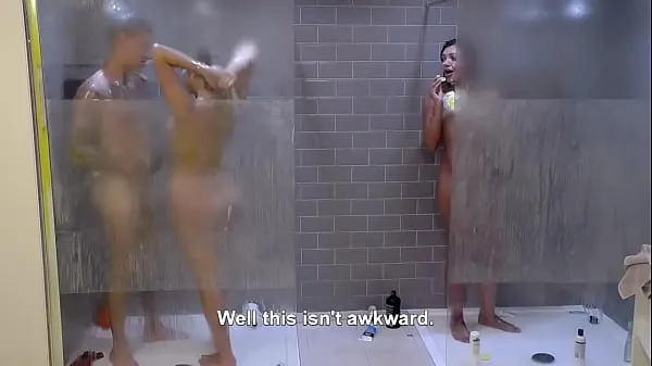 뜨겁WTF! Abbie C*ck Blocks Chloe And Sam's Naked Shower | Geordie Shore 1605 멋진 동영상