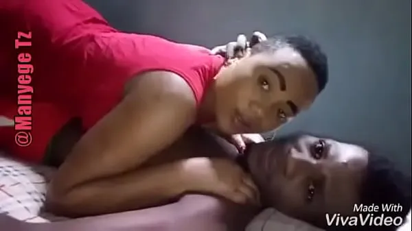حار Romance with my girlfriend and hard sex follows ( kutombana na demu wangu بارد أشرطة الفيديو