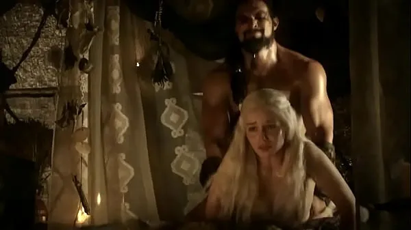 حار Game Of Thrones | Emilia Clarke Fucked from Behind (no music بارد أشرطة الفيديو