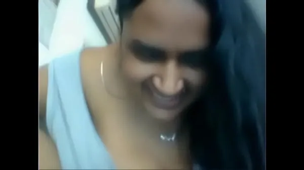 Sıcak Indian Mallu Aunty harika Videolar