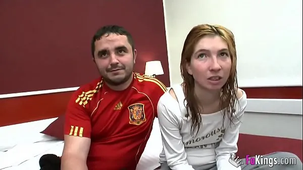 Horúce Young and shy couple started a new life in porn just 'cause they are unemployed skvelé videá