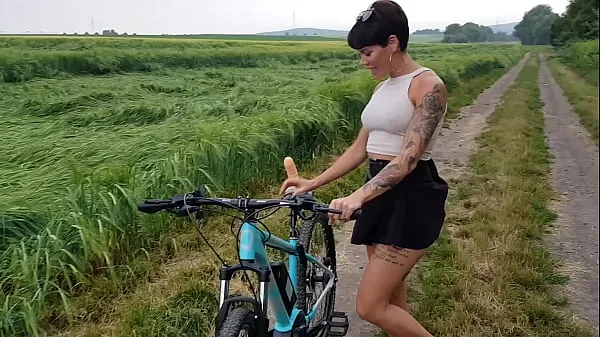 Hot Premiere! Bicycle fucked in public horny cool Videos