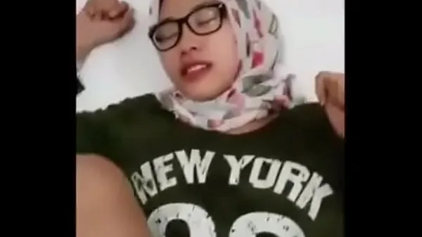 Malay tudung sex Video sejuk panas