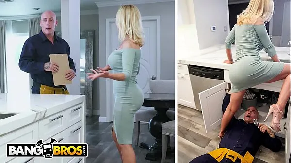 Hot BANGBROS - Nikki Benz Gets Her Pipes Fixed By Plumber Derrick Pierce cool Videos