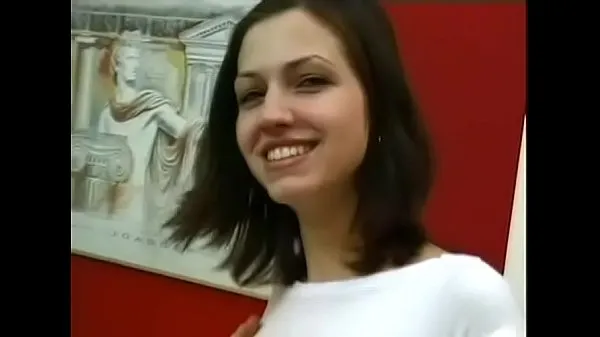 Žhavá Playsome teen Kendra with massive natural tits is fingering her tight quim skvělá videa
