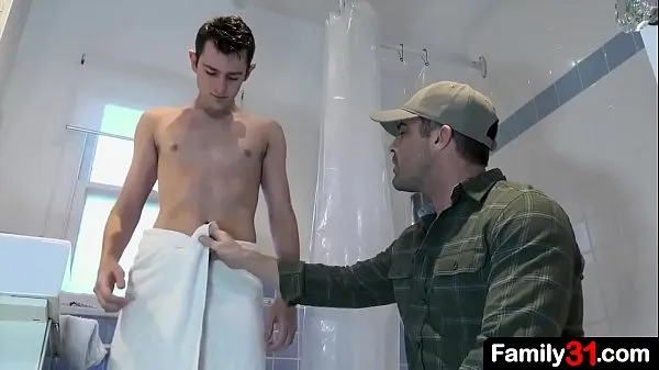 حار Stepdad walks in on the boy taking a shower and is captivated by his youthful body بارد أشرطة الفيديو
