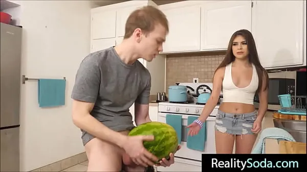 حار step Brother fucks stepsister instead of watermelon بارد أشرطة الفيديو