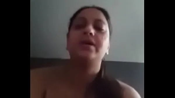 हॉट indian wife having fun बेहतरीन वीडियो