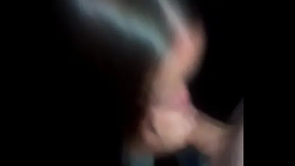 Vroči My girlfriend sucking a friend's cock while I film kul videoposnetki