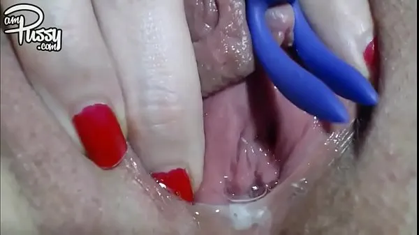 Wet bubbling pussy close-up masturbation to orgasm, homemade Video sejuk panas