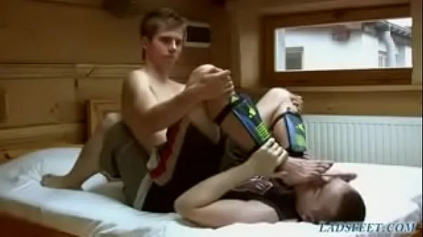 Vroči gay fetish 7 kul videoposnetki
