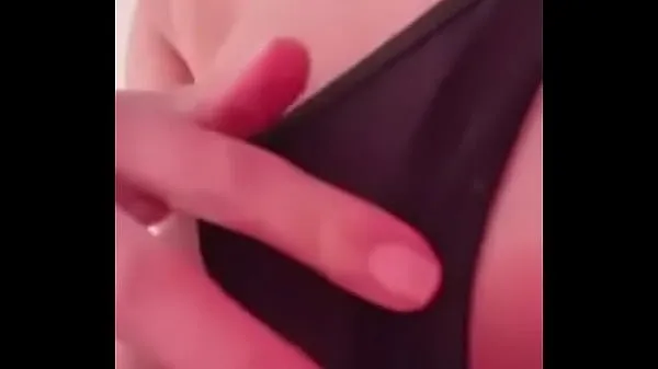 Hotte Fingering my PUSSY in Bathroom, (Pot Version seje videoer