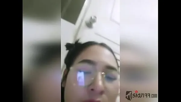 حار Asian lesbians scissoring and playing sex toys at home بارد أشرطة الفيديو