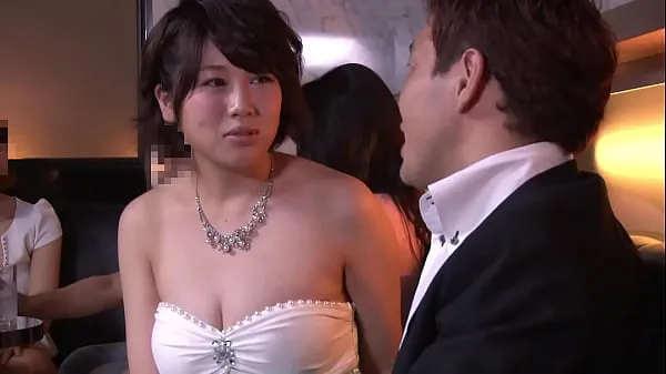 Hot Keep an eye on the exposed chest of the hostess and stare. She makes eye contact and smiles to me. Japanese amateur homemade porn. No2 Part 2 cool Videos