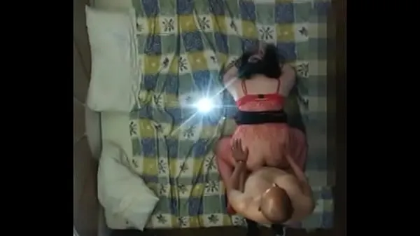 The chubby girl hardens her with a rich blowjob to fuck her ass, she loves it but it hurt ... and ... well, the audio says more than a thousand wordsVideo interessanti