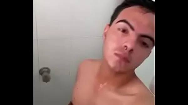 Teen shower sexy men Video keren yang keren