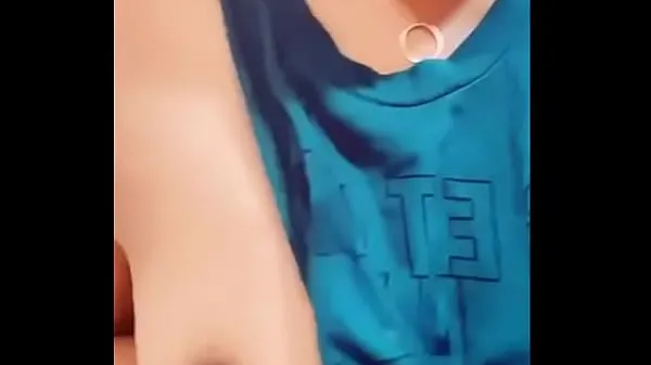 Cute Desi Girl Removing Top and Showing Tits Video keren yang keren