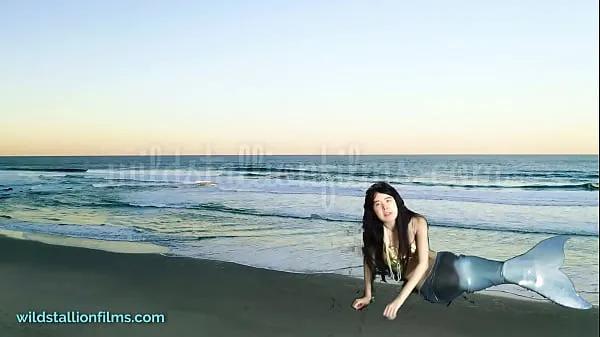 뜨겁Mermaid By The Sea starring Alexandria Wu 멋진 동영상