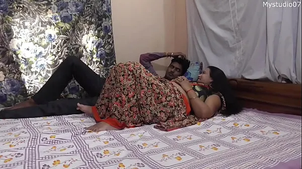 뜨겁Indian sexy Bhabhi teaching her stepbrother how to fucking !!! best sex with clear audio 멋진 동영상